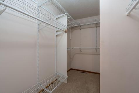 100 Crystal Lane Mankato MN 56001