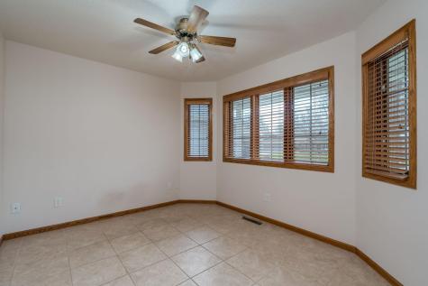100 Crystal Lane Mankato MN 56001