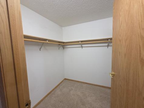 107 Lincoln Avenue NW Twin Valley MN 56584