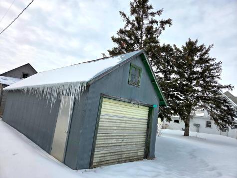 107 Lincoln Avenue NW Twin Valley MN 56584