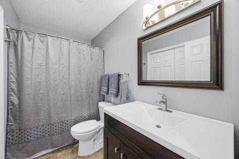 2111 32nd Avenue S Fargo ND 58103