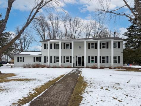 1302 Ridgeway Road Marshall MN 56258