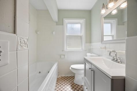 1652 Atlantic Street Saint Paul MN 55106
