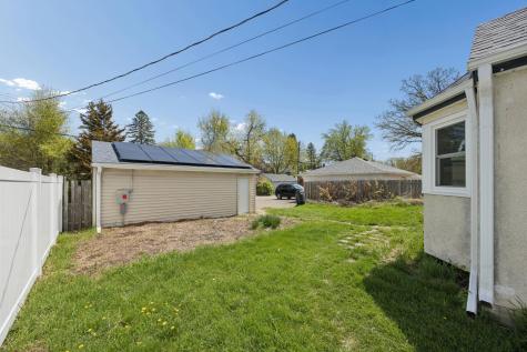 1652 Atlantic Street Saint Paul MN 55106