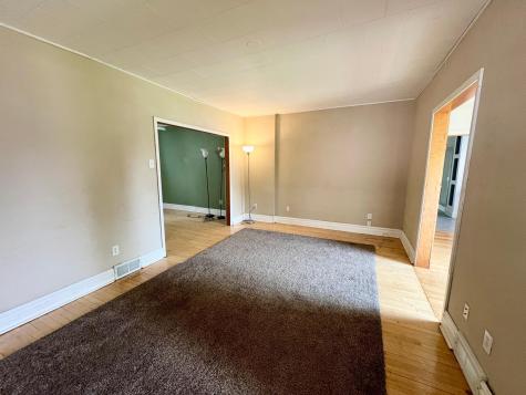 450 7th Street NW Valley City ND 58072