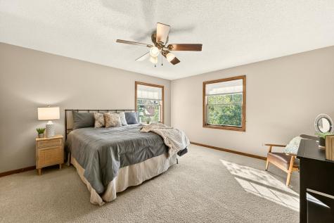 1915 Folwell Drive SW Rochester MN 55902