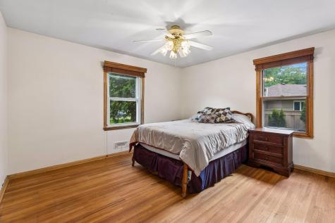 3613 Robin Lane Hopkins MN 55305