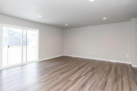 6826 Thomas Street Horace ND 58047