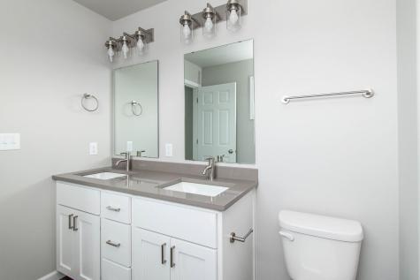 6826 Thomas Street Horace ND 58047