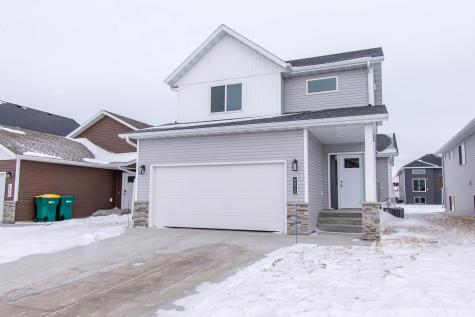 6826 Thomas Street Horace ND 58047