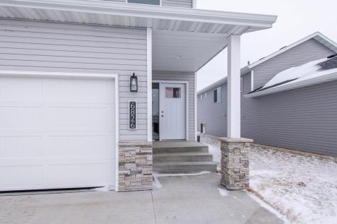 6826 Thomas Street Horace ND 58047