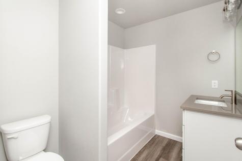 6826 Thomas Street Horace ND 58047
