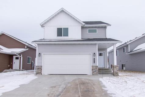 6826 Thomas Street Horace ND 58047
