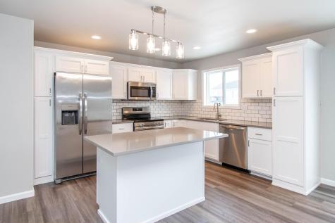 6826 Thomas Street Horace ND 58047
