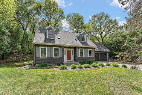 9888 Oak Shore Drive Lakeville MN 55044