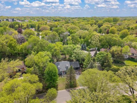 9888 Oak Shore Drive Lakeville MN 55044