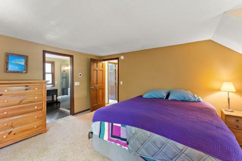 9888 Oak Shore Drive Lakeville MN 55044