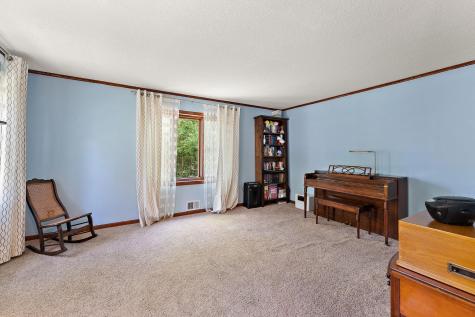 9888 Oak Shore Drive Lakeville MN 55044