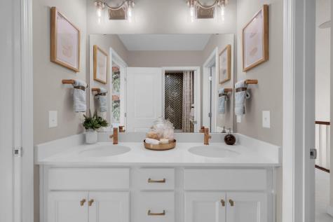 8013 Glenwood Drive Lino Lakes MN 55014