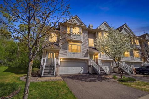 8852 Brunell Way Inver Grove Heights MN 55076