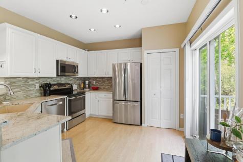 8852 Brunell Way Inver Grove Heights MN 55076