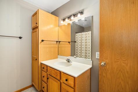 3353 30th Avenue S Fargo ND 58103