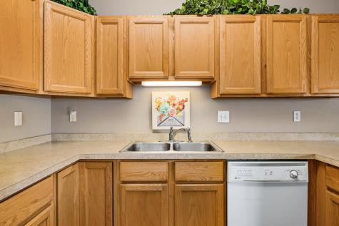 3353 30th Avenue S Fargo ND 58103