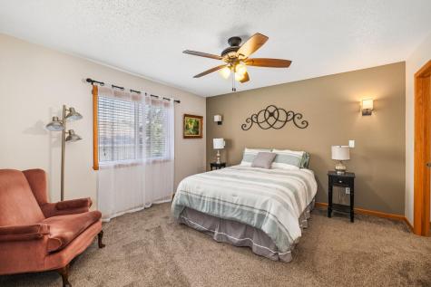 3353 30th Avenue S Fargo ND 58103