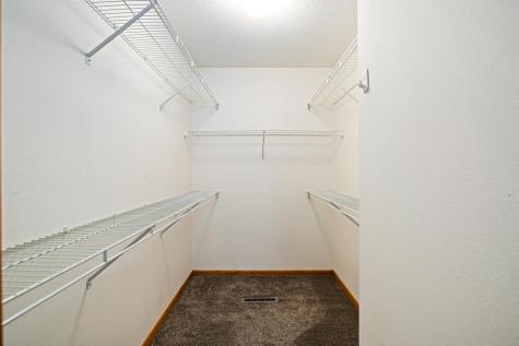 3353 30th Avenue S Fargo ND 58103