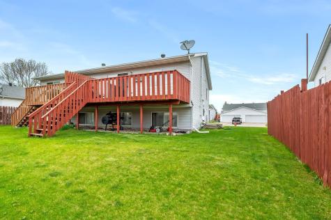 2728 33 1/2 Avenue S Fargo ND 58104
