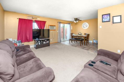 2728 33 1/2 Avenue S Fargo ND 58104