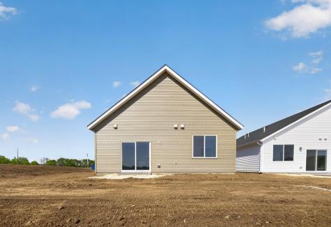 1805 Lynx Place SE Pine Island MN 55963
