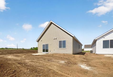 1805 Lynx Place SE Pine Island MN 55963