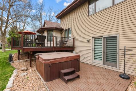 12481 88th Place N Maple Grove MN 55369