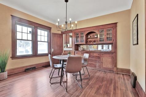 2019 Cottage Avenue E Saint Paul MN 55119