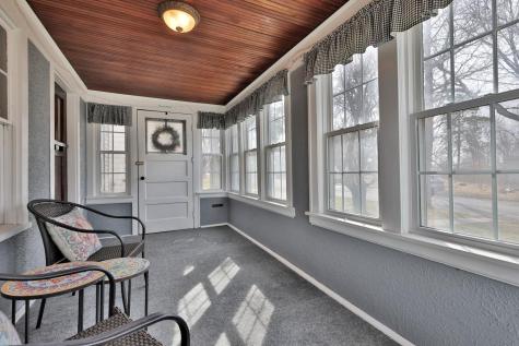 2019 Cottage Avenue E Saint Paul MN 55119