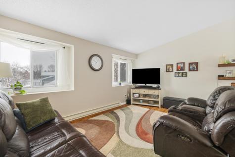 2814 Village Green Drive Moorhead MN 56560