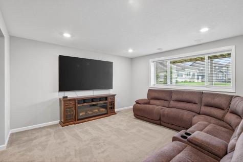 2168 Westpointe Drive Hastings MN 55033