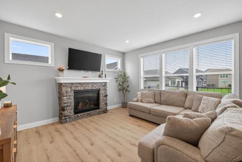 2168 Westpointe Drive Hastings MN 55033