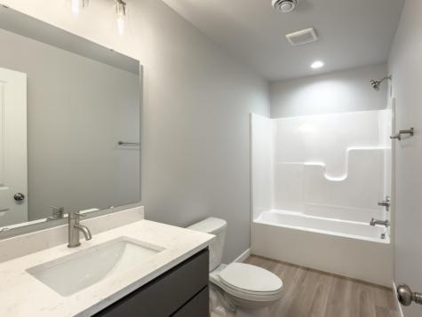 6218 87th Avenue S Horace ND 58047