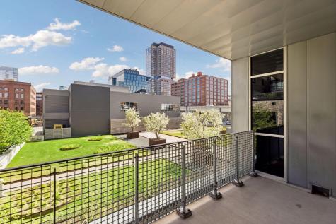 345 6th Avenue N Minneapolis MN 55401