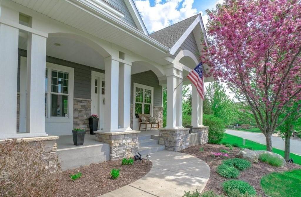 587 Lake Ridge Drive Shoreview MN 55126