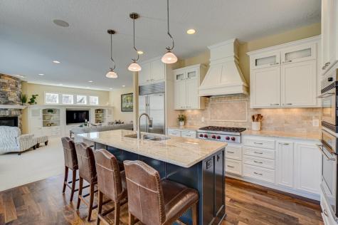 587 Lake Ridge Drive Shoreview MN 55126