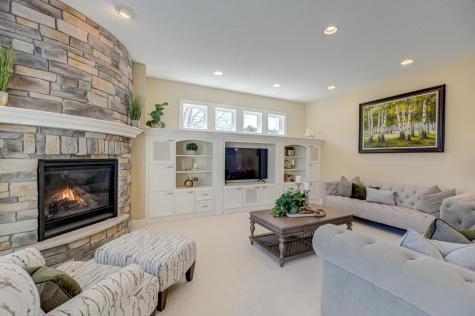 587 Lake Ridge Drive Shoreview MN 55126