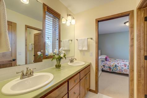 587 Lake Ridge Drive Shoreview MN 55126