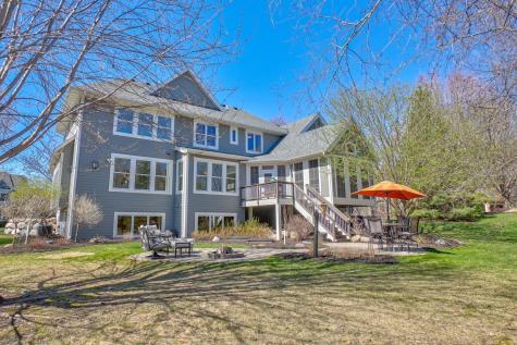587 Lake Ridge Drive Shoreview MN 55126