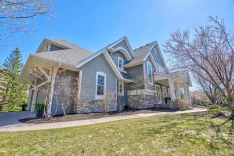 587 Lake Ridge Drive Shoreview MN 55126
