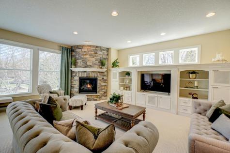 587 Lake Ridge Drive Shoreview MN 55126