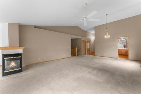 333 25th Lane SE Cambridge MN 55008