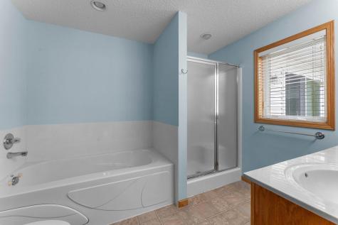 333 25th Lane SE Cambridge MN 55008